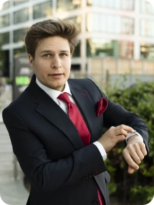 Zegarek do garnituru - Czym się kierować przy wyborze zegarka do garnituru?